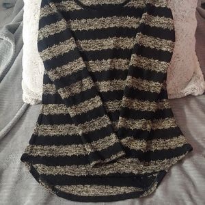 Lightweight tunic sweater 5/$10